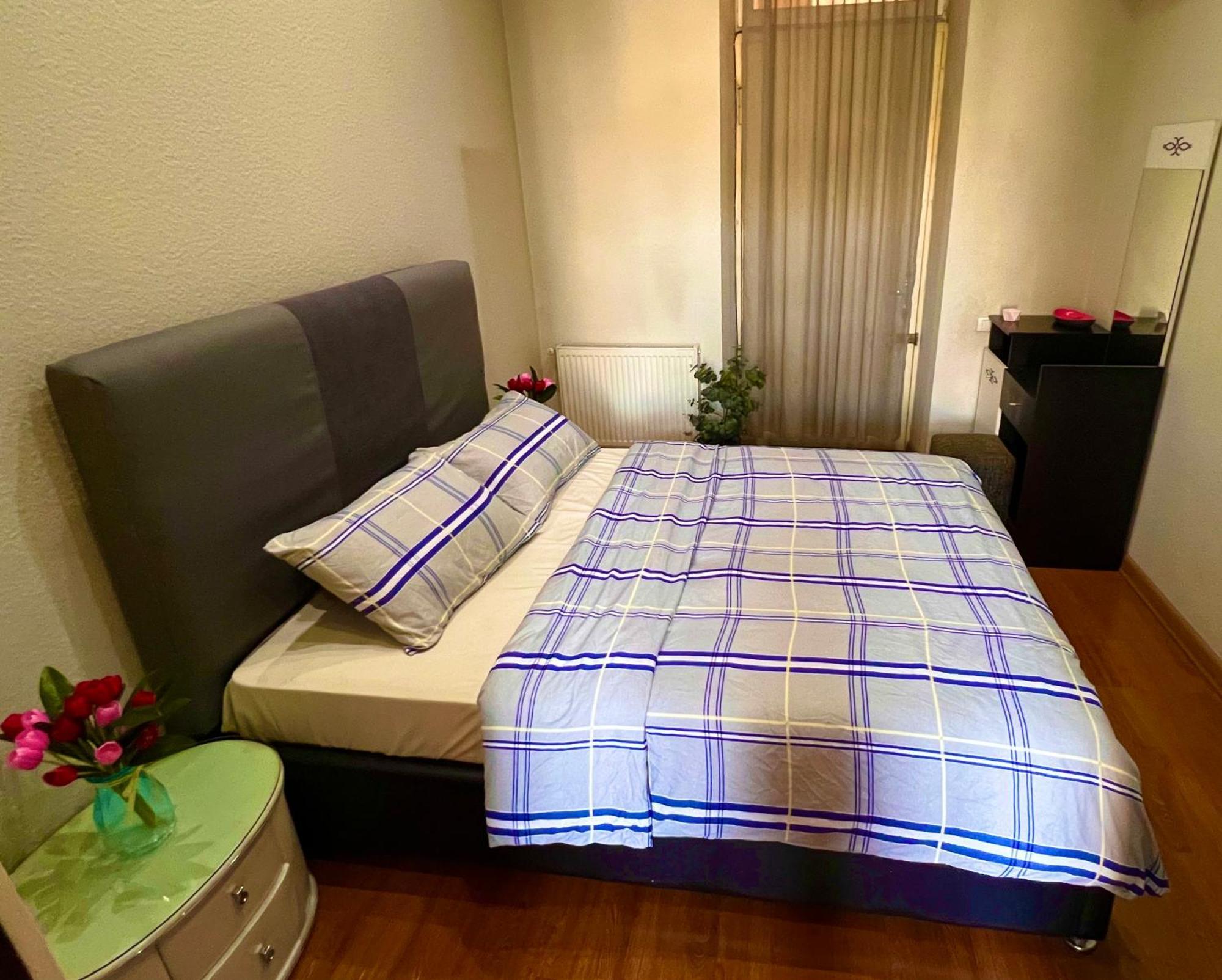 Old Ubani Apartment Тбилиси Екстериор снимка